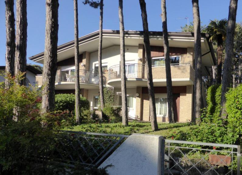 Villa Anny Lignano Sabbiadoro Exterior foto